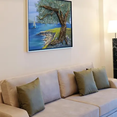 Sykea Luxury Apartament *